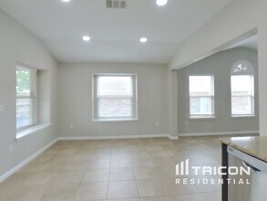 416 Tula Trail in Leander, TX - Foto de edificio - Building Photo