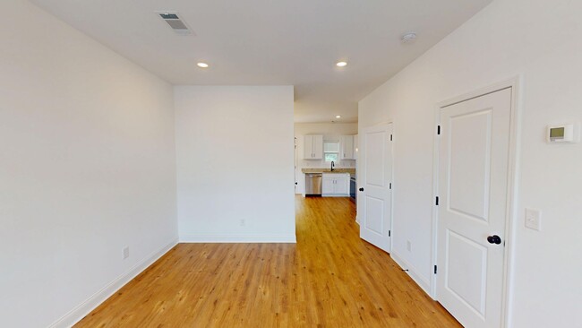 864 Levitan Dr in Columbia, TN - Building Photo - Building Photo