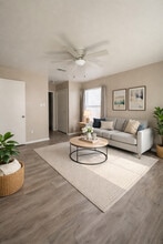 Cedar Wood in Alvin, TX - Building Photo - Building Photo