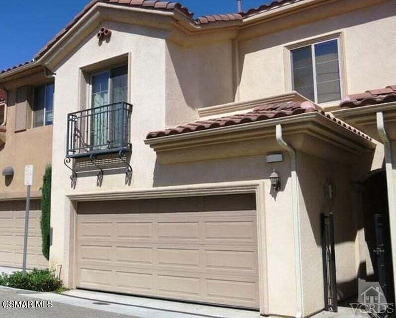 1450 Patricia Ave in Simi Valley, CA - Building Photo