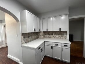 405 N High St in Mount Vernon, NY - Building Photo - Building Photo