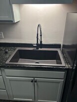 615 E Knox St in Durham, NC - Building Photo