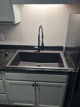 621 E Knox St in Durham, NC - Building Photo - Building Photo