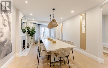 25 Gilgorm Rd in Toronto, ON - Building Photo - Building Photo