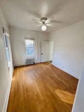 420 Littleworth Ln, Unit L137 in Sea Cliff, NY - Building Photo - Building Photo