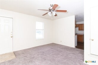 2014 Cedarhill Dr in Killeen, TX - Building Photo - Building Photo