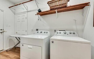 2206 N Carroll Ave in Dallas, TX - Building Photo