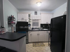 3 Rathbun Rd, Unit 10 in Niantic, CT - Building Photo - Building Photo