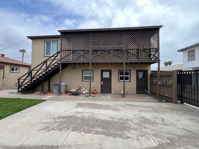 property at 182 Garrett Ave