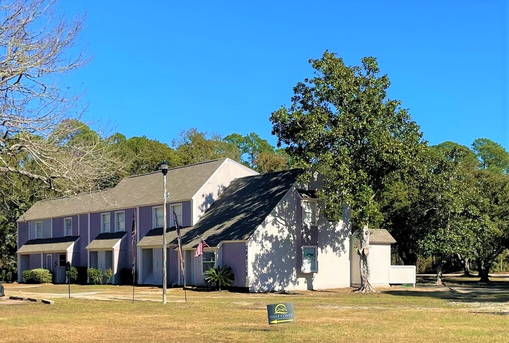 Gulf Coast Townhomes in Ocean Springs, MS - Building Photo