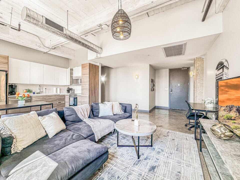 555 Evergreen St, Unit ID1231690P in Dallas, TX - Foto de edificio