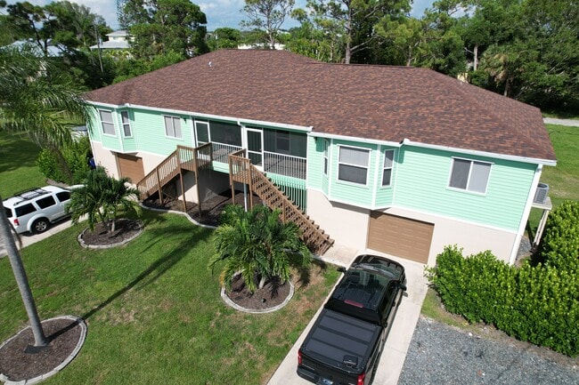 3625 Riviera Cir, Unit 3625 Riviera Circle in Bonita Springs, FL - Building Photo - Building Photo