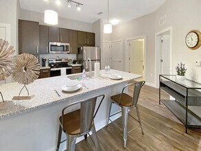 2615 N Grady Ave, Unit SI ID1504552P in Tampa, FL - Building Photo - Building Photo