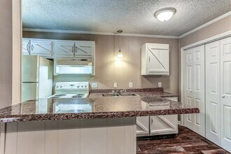 801 Naylor Ave, Unit A4 in Murfreesboro, TN - Foto de edificio - Building Photo