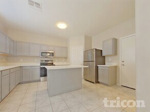 2640 S 89th Ave in Tolleson, AZ - Building Photo - Building Photo