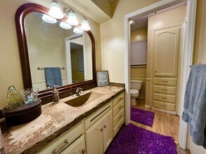 1112 SW 67th St in Oklahoma City, OK - Building Photo - Building Photo