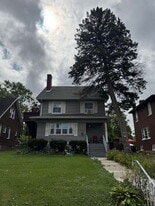 218 W 16th St in Chicago Heights, IL - Building Photo