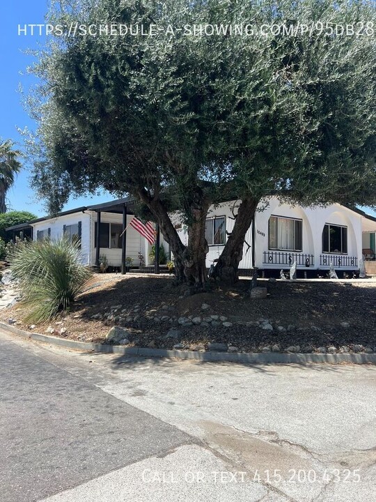 10493 Overland Trail in Cherry Valley, CA - Building Photo