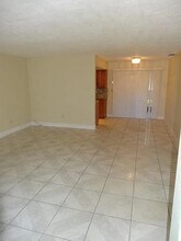 1219 NE 115th St in Miami, FL - Foto de edificio - Building Photo