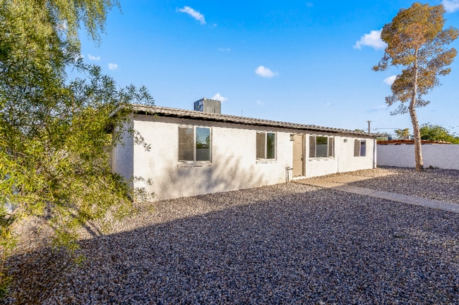 4541 S 18th Ave in Tucson, AZ - Building Photo - Building Photo