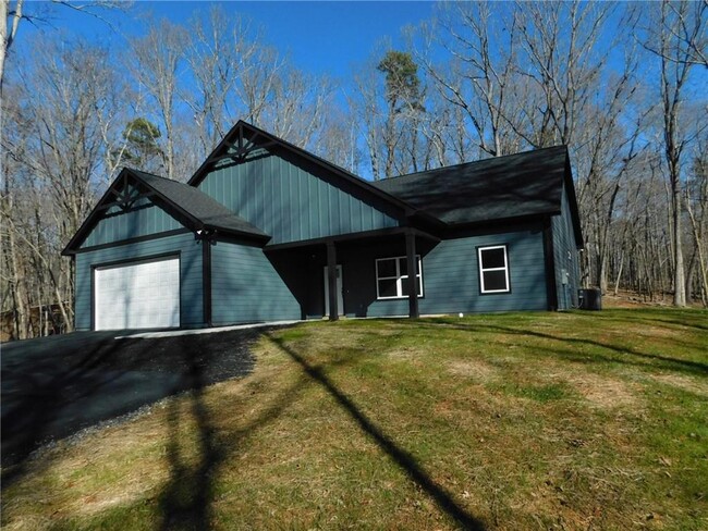 310 Harmony Dr in Dahlonega, GA - Building Photo - Building Photo