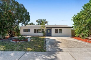 540 NE 61st St in Fort Lauderdale, FL - Building Photo