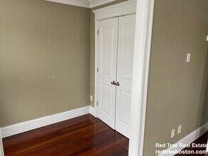 632 E Broadway, Unit 4 in Boston, MA - Building Photo - Building Photo