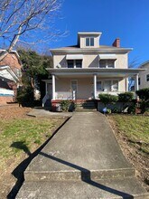 3221 Hanes Ave-Unit -Hanes Upstairs A in Richmond, VA - Building Photo - Building Photo