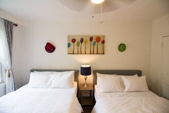 2803 Q St SE in Washington, DC - Building Photo - Building Photo