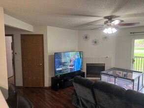 173 S Scott Blvd in Iowa City, IA - Building Photo - Building Photo