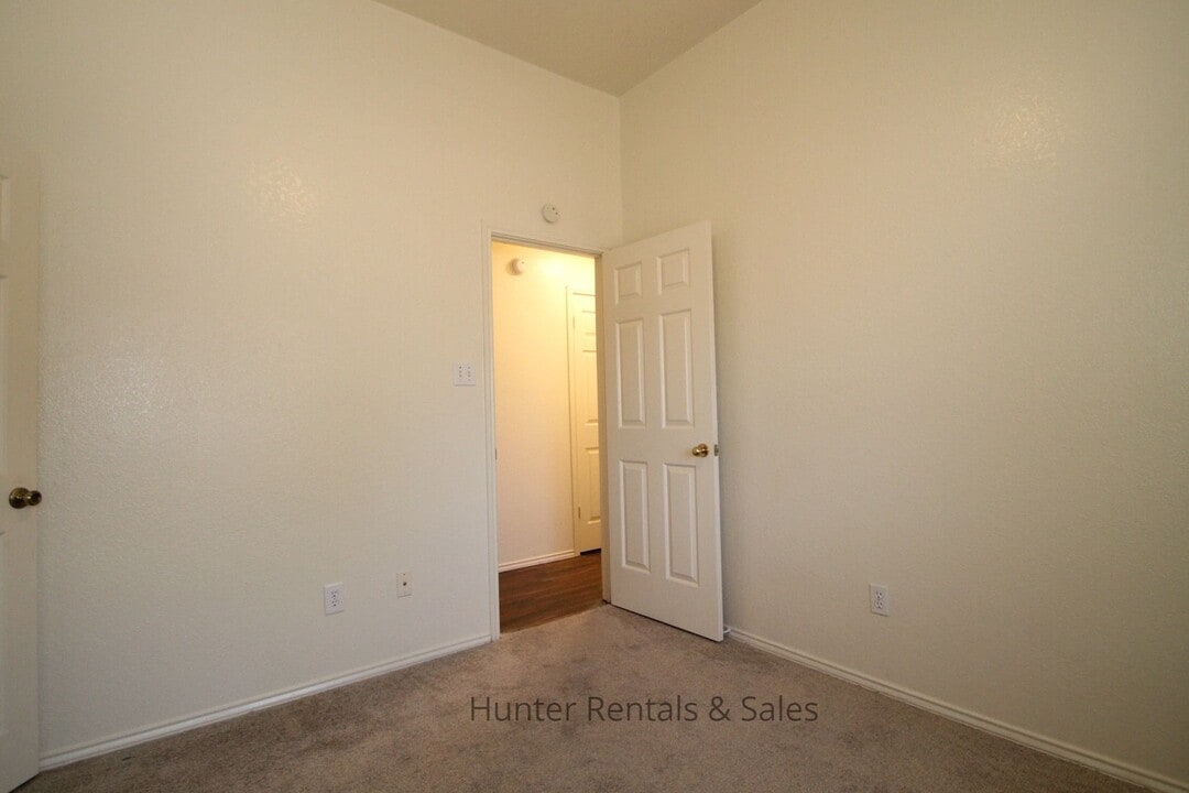 2603 Brook Hollow Cir in Killeen, TX - Building Photo