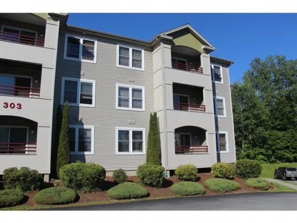 305 Lime Kiln Rd in South Burlington, VT - Building Photo