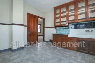 1101 E 66th St in Cleveland, OH - Building Photo - Building Photo