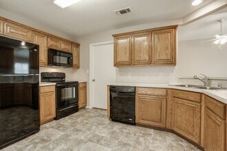 4212 Comer St in Denton, TX - Building Photo - Building Photo