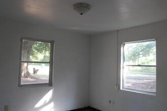 1118 W Gordon Ave in Albany, GA - Building Photo - Building Photo