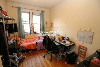 14 Glenville Ave, Unit 2 in Boston, MA - Foto de edificio - Building Photo