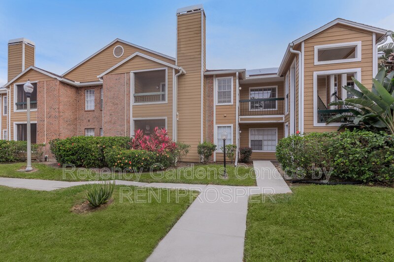 4275 Perkinshire Ln in Orlando, FL - Building Photo