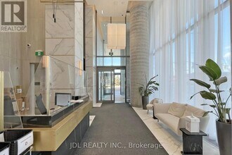 905 Portage Pkwy in Vaughan, ON - Building Photo - Building Photo