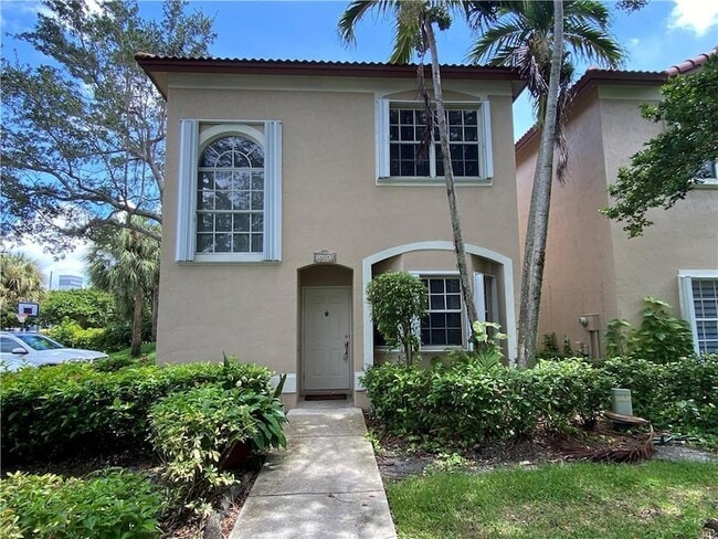 16045 Emerald Cove Rd, Unit 20204 in Weston, FL - Building Photo - Building Photo
