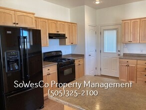 601 Bishop Ln in Farmington, NM - Building Photo - Building Photo