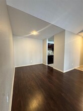 10211 Sugar Branch Dr in Houston, TX - Building Photo - Building Photo