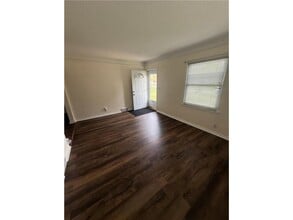 18 Park Ln in Hopkins, MN - Building Photo - Building Photo