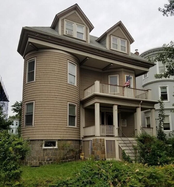 760 Columbia Rd in Boston, MA - Building Photo