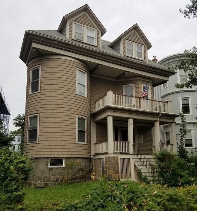 property at 760 Columbia Rd