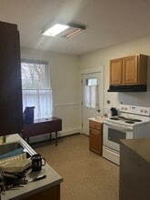 316 Davis St in Greenfield, MA - Building Photo - Building Photo