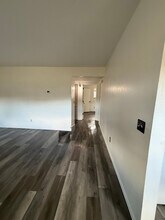211 S Brentwood St in Lakewood, CO - Foto de edificio - Building Photo