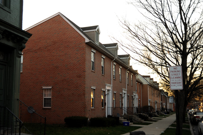 Allison Hill Townhomes in Harrisburg, PA - Building Photo - Building Photo