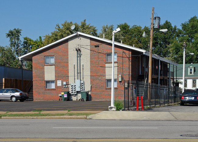 1916 President St in St. Louis, MO - Building Photo - Building Photo