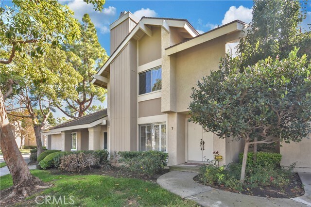 property at 7 Cattail