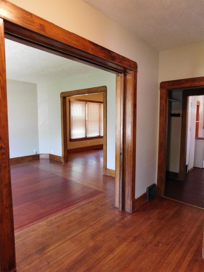 540 S 9th St in Salina, KS - Building Photo - Building Photo